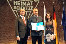 Heimatminister Albert Füracker und Kunstministerin Prof. Dr. med. Marion Kiechle prämieren 100 Heimatschätze